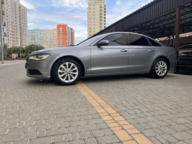 Сірий Ауді А6, об'ємом двигуна 2 л та пробігом 188 тис. км за 15000 $, фото 4 на Automoto.ua