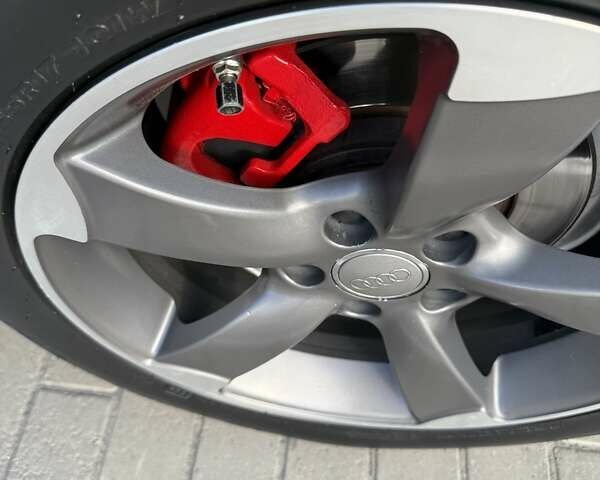 Серый Ауди А6, объемом двигателя 1.98 л и пробегом 249 тыс. км за 14500 $, фото 18 на Automoto.ua