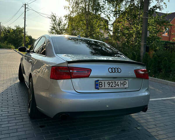 Сірий Ауді А6, об'ємом двигуна 2 л та пробігом 260 тис. км за 13000 $, фото 4 на Automoto.ua