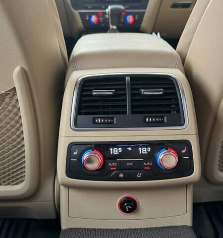 Серый Ауди А6, объемом двигателя 3 л и пробегом 127 тыс. км за 18000 $, фото 66 на Automoto.ua