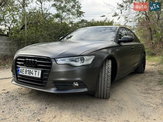 Серый Ауди А6, объемом двигателя 3 л и пробегом 180 тыс. км за 13800 $, фото 1 на Automoto.ua