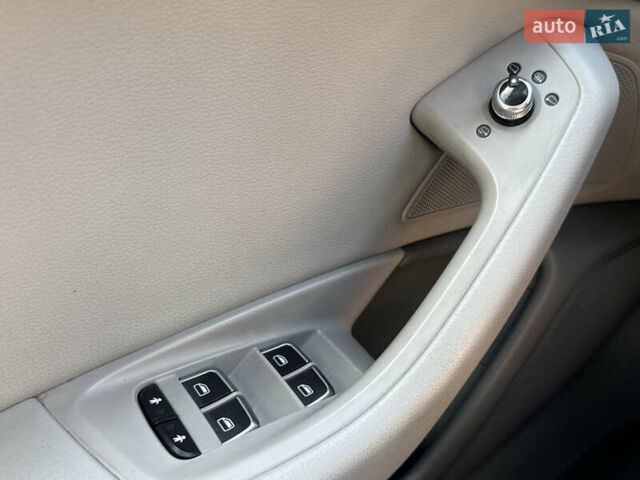 Ауді А6 2012 у Коломые на Automoto.ua Сірий Ауді А6, об'ємом двигуна 2 л та пробігом 265 тис. км за 13700 $, фото 20 на Automoto.ua