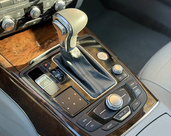 Ауді А6 2012 у Києві на Automoto.ua Сірий Ауді А6, об'ємом двигуна 1.98 л та пробігом 270 тис. км за 10900 $, фото 14 на Automoto.ua