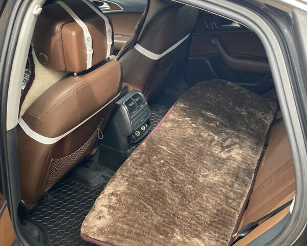 Серый Ауди А6, объемом двигателя 1.98 л и пробегом 224 тыс. км за 12500 $, фото 4 на Automoto.ua