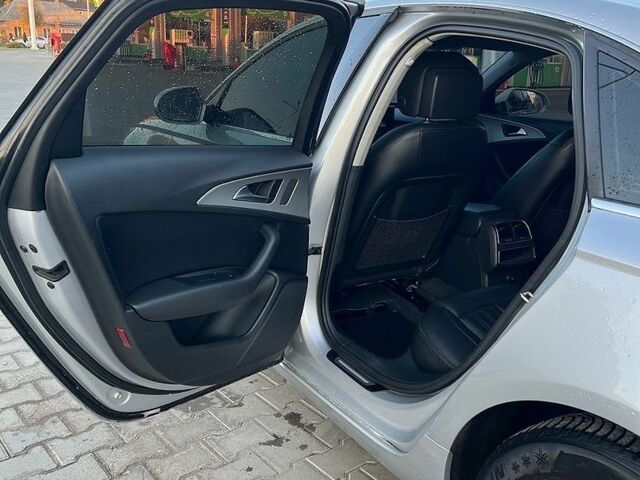 Серый Ауди А6, объемом двигателя 2 л и пробегом 250 тыс. км за 9900 $, фото 13 на Automoto.ua