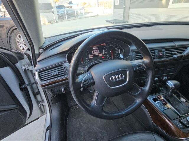 Сірий Ауді А6, об'ємом двигуна 3 л та пробігом 219 тис. км за 14500 $, фото 24 на Automoto.ua