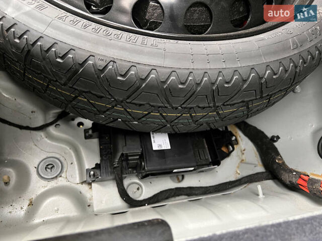 Сірий Ауді А6, об'ємом двигуна 3 л та пробігом 194 тис. км за 16500 $, фото 36 на Automoto.ua