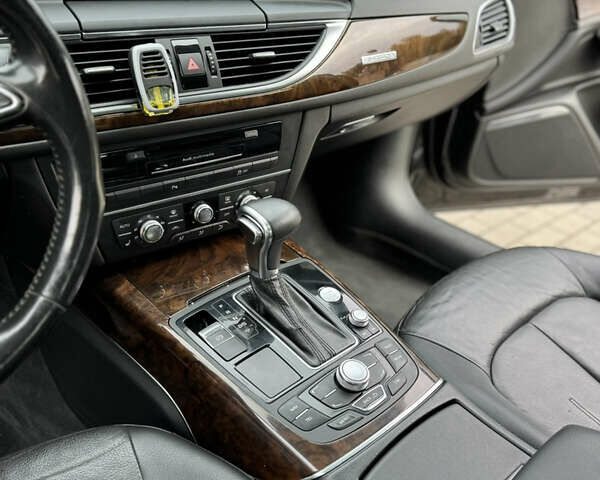 Серый Ауди А6, объемом двигателя 2 л и пробегом 261 тыс. км за 11500 $, фото 14 на Automoto.ua