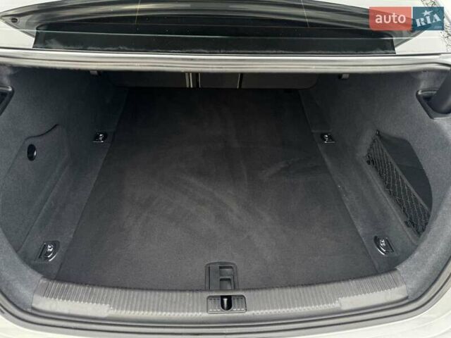 Сірий Ауді А6, об'ємом двигуна 0 л та пробігом 115 тис. км за 14200 $, фото 22 на Automoto.ua