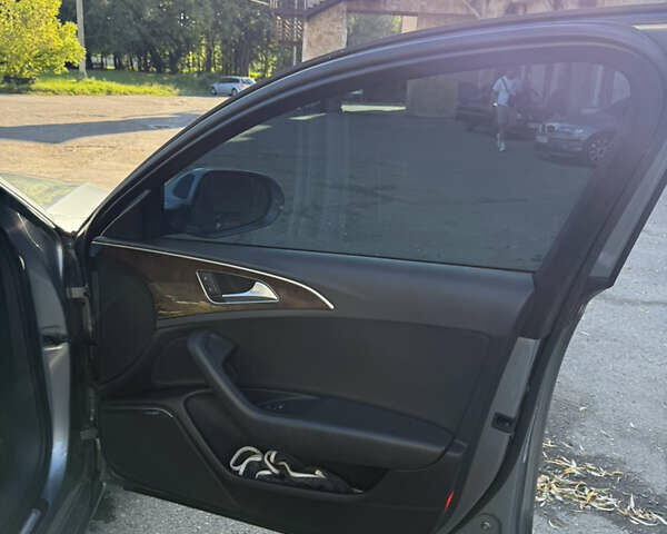 Серый Ауди А6, объемом двигателя 1.98 л и пробегом 216 тыс. км за 15000 $, фото 23 на Automoto.ua