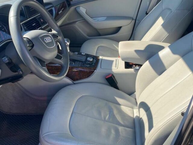 Сірий Ауді А6, об'ємом двигуна 2 л та пробігом 156 тис. км за 14899 $, фото 13 на Automoto.ua