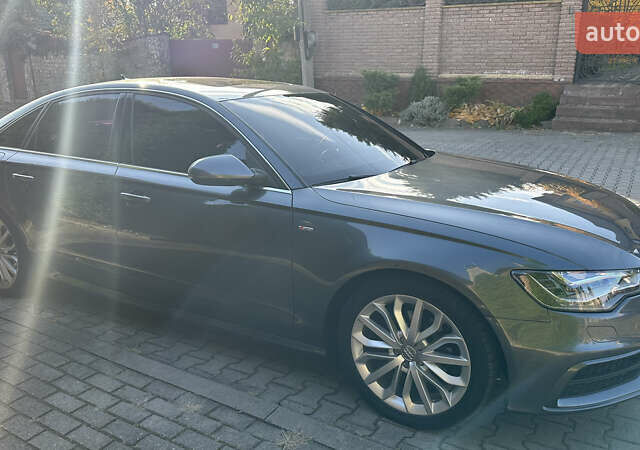 Серый Ауди А6, объемом двигателя 2 л и пробегом 270 тыс. км за 16500 $, фото 3 на Automoto.ua