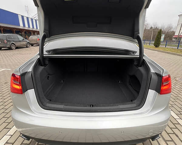 Сірий Ауді А6, об'ємом двигуна 3 л та пробігом 194 тис. км за 16500 $, фото 31 на Automoto.ua