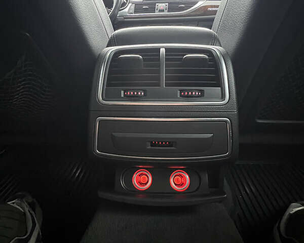 Сірий Ауді А6, об'ємом двигуна 3 л та пробігом 194 тис. км за 16500 $, фото 27 на Automoto.ua