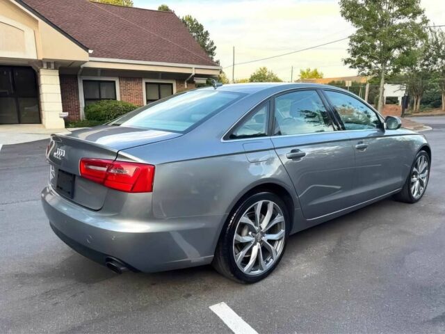 Сірий Ауді А6, об'ємом двигуна 2 л та пробігом 80 тис. км за 1700 $, фото 6 на Automoto.ua