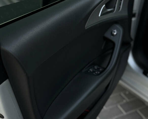 Сірий Ауді А6, об'ємом двигуна 1.97 л та пробігом 101 тис. км за 17500 $, фото 26 на Automoto.ua