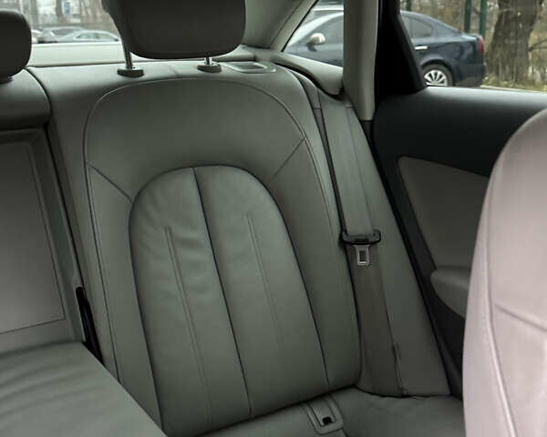 Серый Ауди А6, объемом двигателя 2.97 л и пробегом 307 тыс. км за 16499 $, фото 39 на Automoto.ua