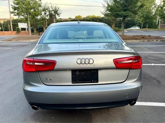 Сірий Ауді А6, об'ємом двигуна 2 л та пробігом 80 тис. км за 1700 $, фото 5 на Automoto.ua