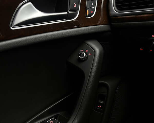 Сірий Ауді А6, об'ємом двигуна 3 л та пробігом 194 тис. км за 16500 $, фото 53 на Automoto.ua