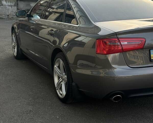 Серый Ауди А6, объемом двигателя 3 л и пробегом 193 тыс. км за 15500 $, фото 4 на Automoto.ua