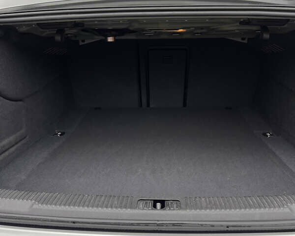 Сірий Ауді А6, об'ємом двигуна 3 л та пробігом 194 тис. км за 16500 $, фото 35 на Automoto.ua