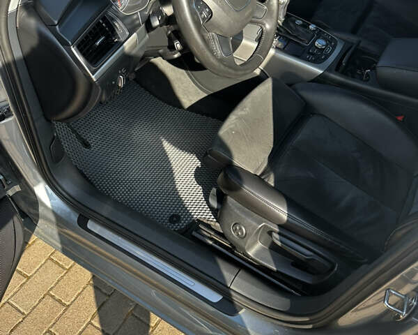 Серый Ауди А6, объемом двигателя 1.97 л и пробегом 264 тыс. км за 15700 $, фото 12 на Automoto.ua