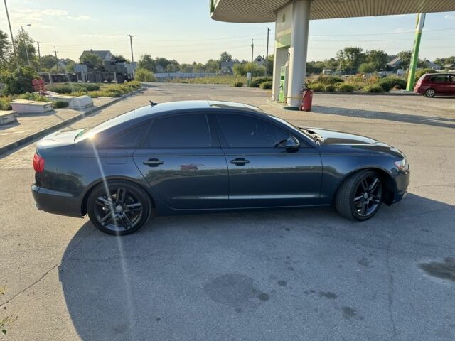 Сірий Ауді А6, об'ємом двигуна 2 л та пробігом 217 тис. км за 13999 $, фото 5 на Automoto.ua