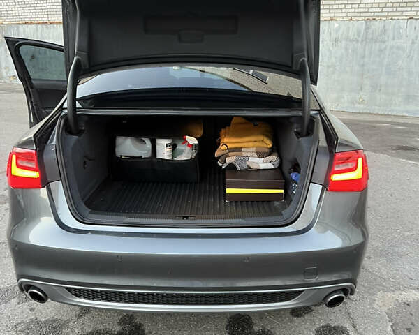 Сірий Ауді А6, об'ємом двигуна 2.97 л та пробігом 256 тис. км за 19900 $, фото 9 на Automoto.ua