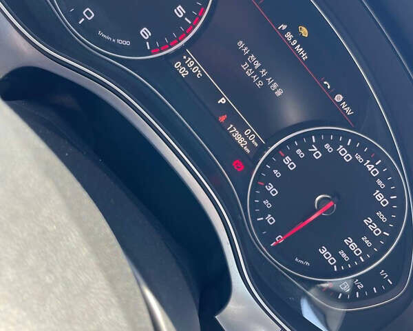 Сірий Ауді А6, об'ємом двигуна 3 л та пробігом 174 тис. км за 20500 $, фото 23 на Automoto.ua
