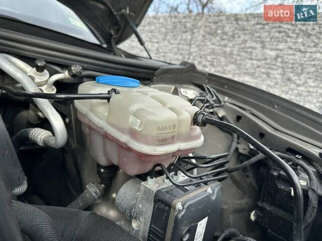 Сірий Ауді А6, об'ємом двигуна 2 л та пробігом 254 тис. км за 11800 $, фото 52 на Automoto.ua