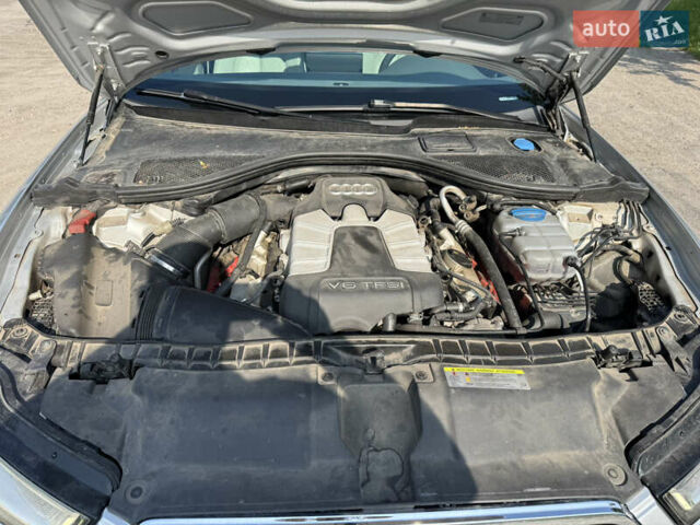 Сірий Ауді А6, об'ємом двигуна 3 л та пробігом 168 тис. км за 13500 $, фото 24 на Automoto.ua