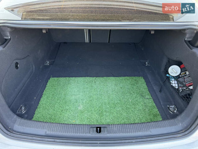 Сірий Ауді А6, об'ємом двигуна 3 л та пробігом 168 тис. км за 13500 $, фото 24 на Automoto.ua