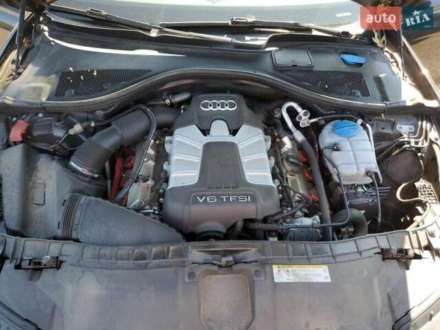 Сірий Ауді А6, об'ємом двигуна 3 л та пробігом 173 тис. км за 1600 $, фото 10 на Automoto.ua