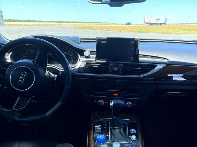 Серый Ауди А6, объемом двигателя 3 л и пробегом 172 тыс. км за 16000 $, фото 4 на Automoto.ua