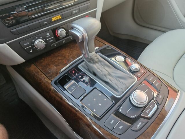 Серый Ауди А6, объемом двигателя 2 л и пробегом 215 тыс. км за 12800 $, фото 8 на Automoto.ua