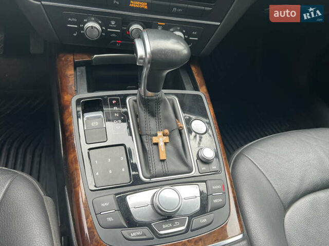 Сірий Ауді А6, об'ємом двигуна 3 л та пробігом 134 тис. км за 16850 $, фото 16 на Automoto.ua