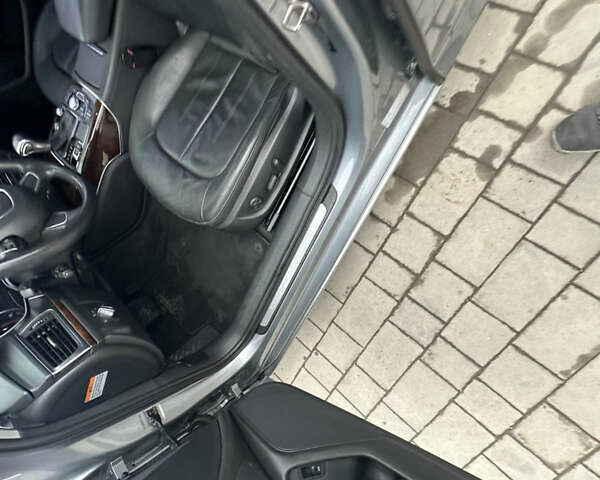 Серый Ауди А6, объемом двигателя 3 л и пробегом 184 тыс. км за 18200 $, фото 30 на Automoto.ua