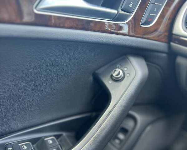 Серый Ауди А6, объемом двигателя 3 л и пробегом 139 тыс. км за 20000 $, фото 10 на Automoto.ua