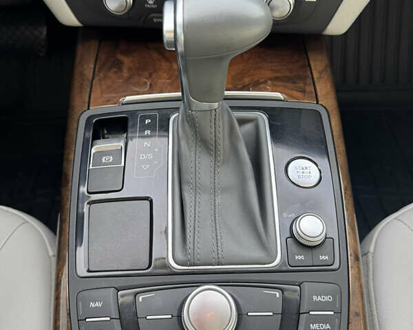 Серый Ауди А6, объемом двигателя 3 л и пробегом 222 тыс. км за 15000 $, фото 26 на Automoto.ua