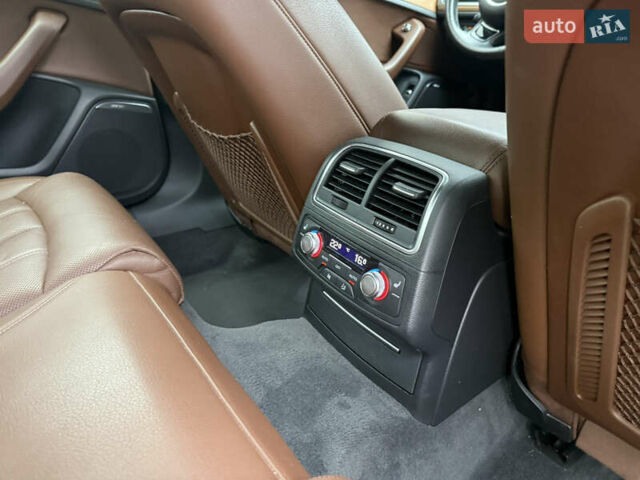 Сірий Ауді А6, об'ємом двигуна 2.97 л та пробігом 205 тис. км за 19300 $, фото 28 на Automoto.ua