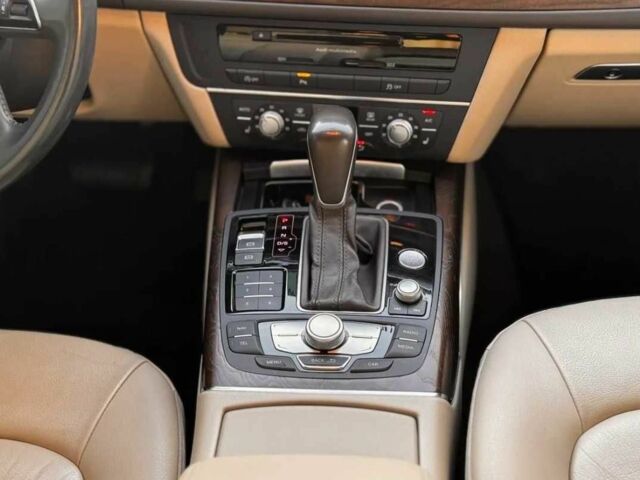 Серый Ауди А6, объемом двигателя 0 л и пробегом 155 тыс. км за 13600 $, фото 11 на Automoto.ua