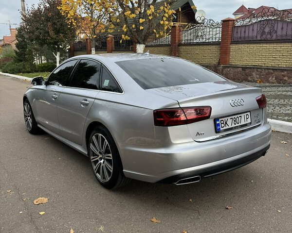 Сірий Ауді А6, об'ємом двигуна 1.97 л та пробігом 115 тис. км за 24999 $, фото 10 на Automoto.ua