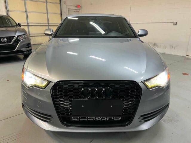 Серый Ауди А6, объемом двигателя 2 л и пробегом 170 тыс. км за 12500 $, фото 3 на Automoto.ua