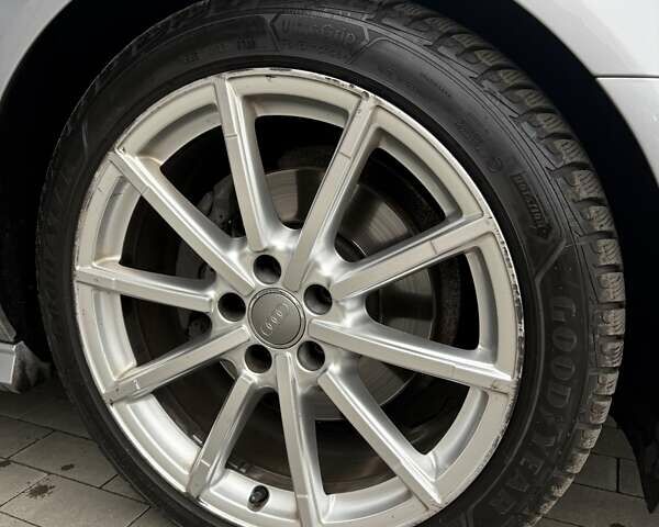 Серый Ауди А6, объемом двигателя 1.97 л и пробегом 162 тыс. км за 23000 $, фото 1 на Automoto.ua