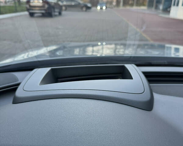 Сірий Ауді А6, об'ємом двигуна 2.97 л та пробігом 200 тис. км за 21800 $, фото 13 на Automoto.ua