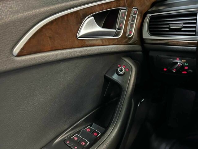 Серый Ауди А6, объемом двигателя 2 л и пробегом 170 тыс. км за 12500 $, фото 10 на Automoto.ua