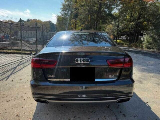 Сірий Ауді А6, об'ємом двигуна 2 л та пробігом 110 тис. км за 7500 $, фото 6 на Automoto.ua