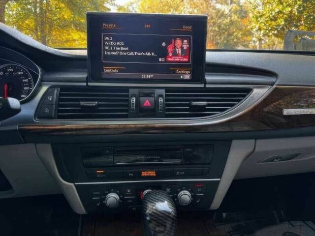 Сірий Ауді А6, об'ємом двигуна 2 л та пробігом 110 тис. км за 7500 $, фото 11 на Automoto.ua