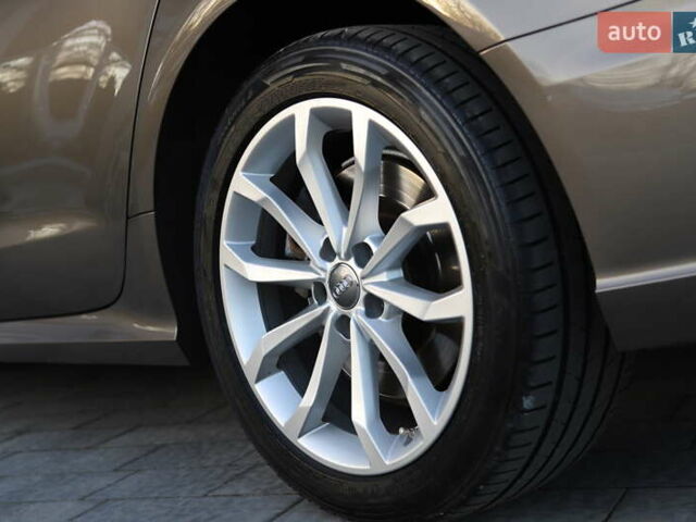 Серый Ауди А6, объемом двигателя 2.97 л и пробегом 216 тыс. км за 21999 $, фото 47 на Automoto.ua