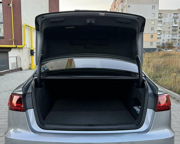 Сірий Ауді А6, об'ємом двигуна 3 л та пробігом 169 тис. км за 18500 $, фото 11 на Automoto.ua